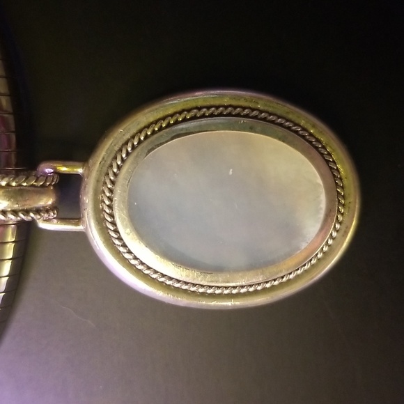 MOTHER OF PEARL (PENDANT only) 925 Sterling Silver, 1" x 1.75" incl. Bail. J2503 - Picture 2 of 5